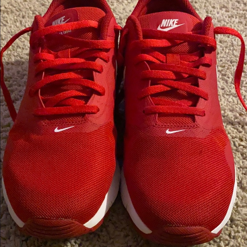 Women’s Nike shoes